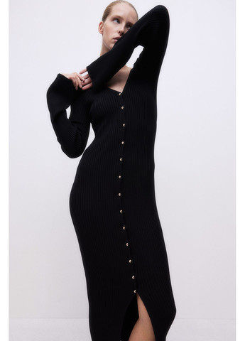 Чорна кежуал сукня силуетна H&M однотонна