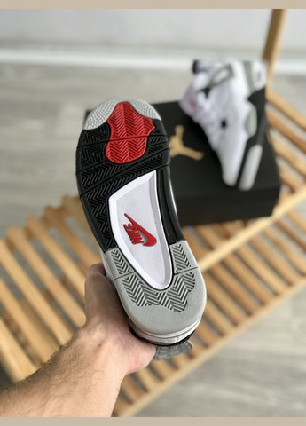 Белые всесезонные кроссовки мужские и женские nike air jordan 4 retro metallic white cement white | найк аир джордан 4 ретро белые No Brand