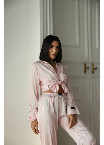 Светло-розовая всесезон женская пижама сатиновая в вертикальную полоску. рубашка + брюки Vakko