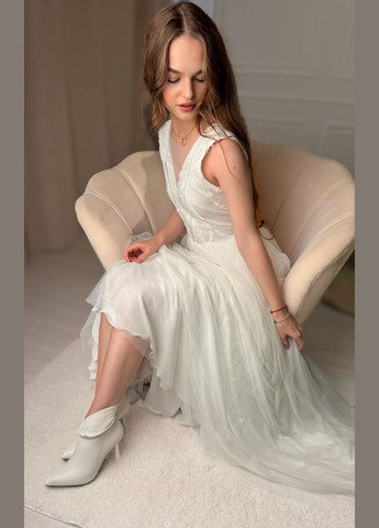 Весільні ботильйони чоботи з ремінцем No Brand (313588084)