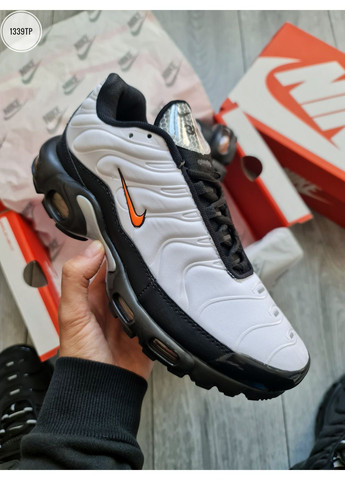 Черные демисезонные кроссовки мужские nike air max plus tn 3m black / white / orange найк аир макс тн плюс No Brand