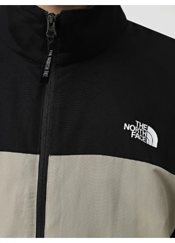 Серая зимняя ветровка 8793992 серый n6566 The North Face