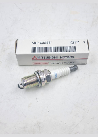 Оригінальна свічка запалювання MN163235 Аутлендер II, III 2.4 Mitsubishi (345735845)