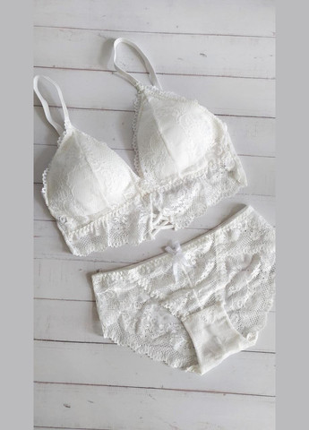 Білий демісезонний комплект нижньої білизни ліф бралет і трусики s/m білий (2-210) New Style