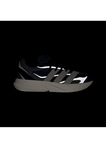 Чорні кросівки чоловічі lightblaze sportswear black jh6943 adidas