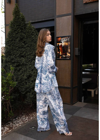 Жіночий шовковий костюм Avanti (352711249)