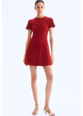 Красное повседневный женское вязаное платье с короткими рукавами н&м (58731) xs красное H&M
