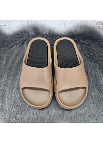 Кофейные шлепанцы женские Progress