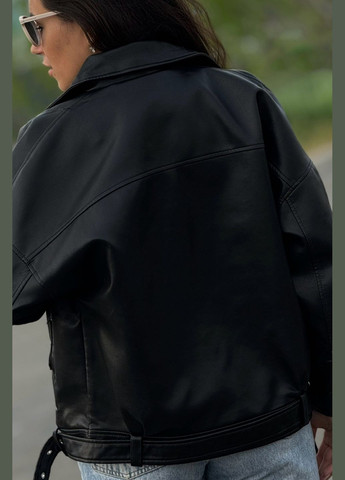 Чорна демісезонна куртка жіноча з екошкіри чорного кольору Let's Shop