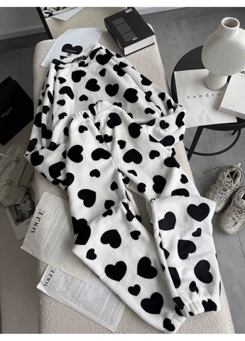 Біла піжама у сердечка махра,кофта та штани Україна