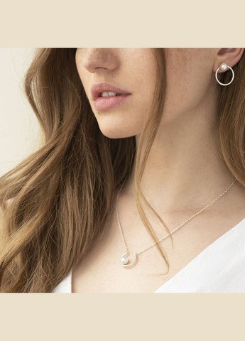 Срібні сережки-пусети Кругообіг з перлами 122636 Oniks (264644341)