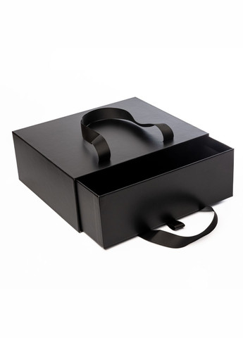 Подарочная коробка Primo Black 23 х 20 х 8,5 см с ручками, Черная Pacco (296719658)