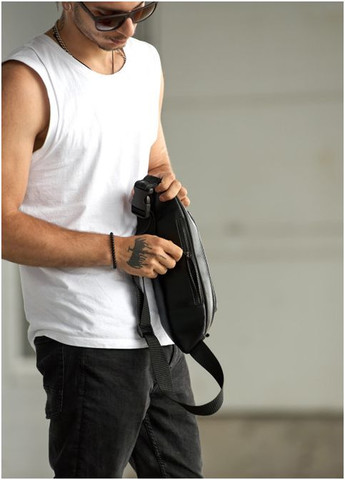 Мужская кожаная сумка на пояс бананка Holster MSH черная с перфорацией (R-87119131m-VS) Sambag (302450048)