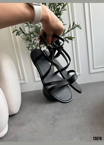 Черные босоножки "black lace" No Brand