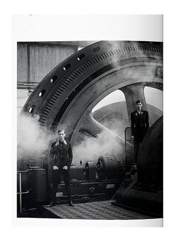 Книга Peter Lindbergh. On Fashion Photography (с 2020 года) (9783836584425) Taschen (364654439)