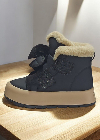 Зимові черевики хайтопи утеплені на овчині для дівчинки підлітка на липучках ТОМ М 11346В чорні Tom.M (303403566)