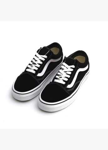 Черные кеды известного бренда Vans