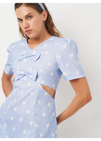 Фіолетова кежуал сукня H&M з квітковим принтом