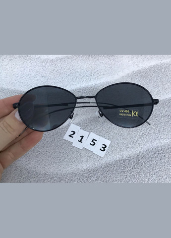 Топові сонцезахисні окуляри в чорній оправі з чорними лінзами No Brand (302370737)