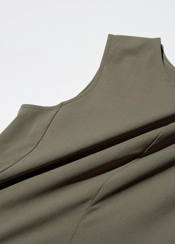 Чорна сукня Uniqlo однотонна