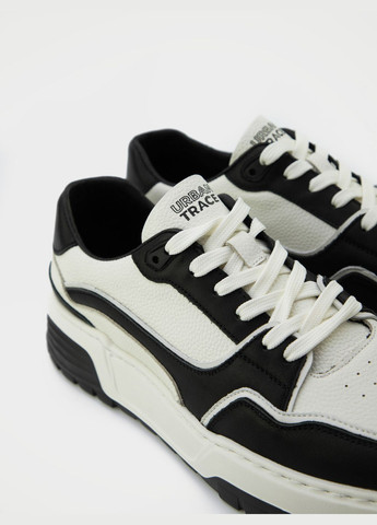 Білі кросівки чоловічі URBAN TRACE