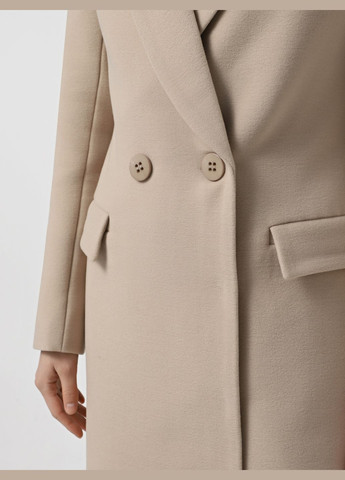 Кремовое демисезонное Пальто демисезонное 1903CR двубортное DANNA