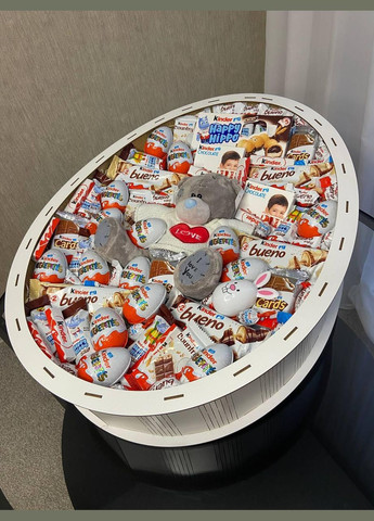 Гігантський подарунковий бокс 60 см із ведмедиком та солодощами | Понад 40 ласощів Kinder (340489868)