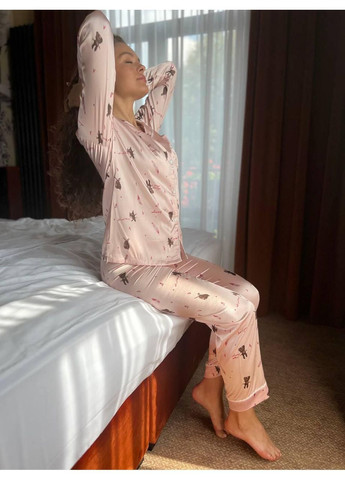 Розовая всесезон женская атласная пижама зайко брючная пижама с рубашкой на пуговицах с принтом рисунок зайка рубашка + брюки No Brand піжама Зайко брючна