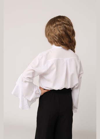 Белая блузка Yuki демисезонная