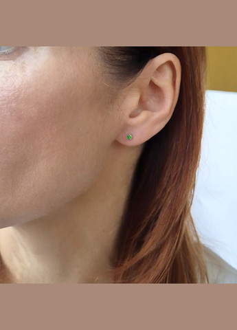 Срібні Сережки гвоздики на закрутках із Зеленим каменем 3 мм срібло 925 проби Родоване 72305з 0.87г No Brand (306741290)