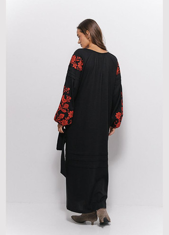 Чорна довга сукня-вишиванка бежева з червоним деревом життя хрестиком Arjen льон (300591963)