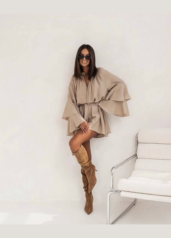 Бежевое вечернее платье женское Україна однотонное