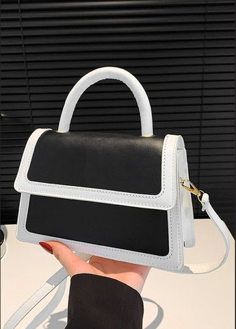 Жіноча сумка 3813 крос-боді чорна No Brand (303323134)