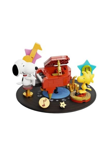 Конструктор (86911) Pantasy Snoopy Фонограф (366692709)