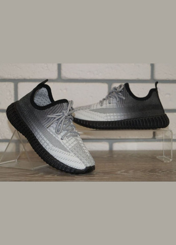 Черно-белые демисезонные кроссовки текстильные izi для мальчика белые с черным Blue Rama