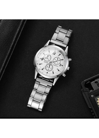 Мужские часы PRC 200 с металлическим ремешком, цвет серебристый No Brand (364506699)