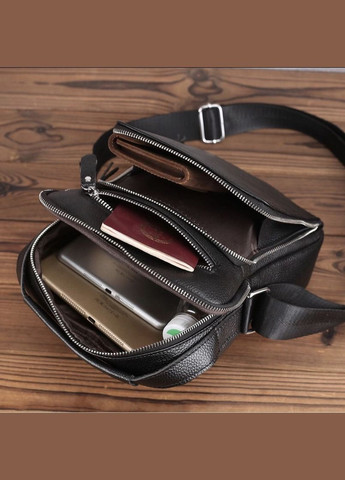 Шкіряна чоловіча чорна сумка Tiding Bag DL9256-4 No Brand (335039694)
