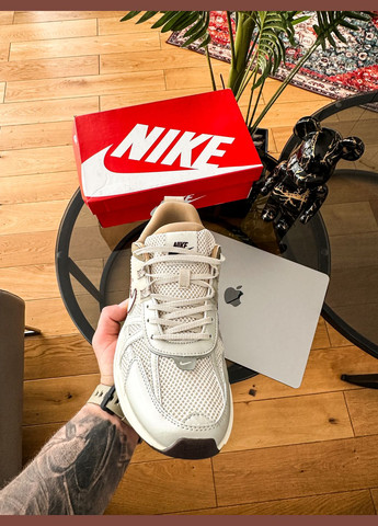 Бежевые демисезонные кроссовки мужские и женские nike runtekk orewood brown light bone | найк рунтекк оревуд бежевые No Brand