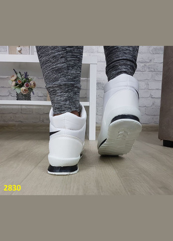 Зимние дутики ботинки белые No Brand