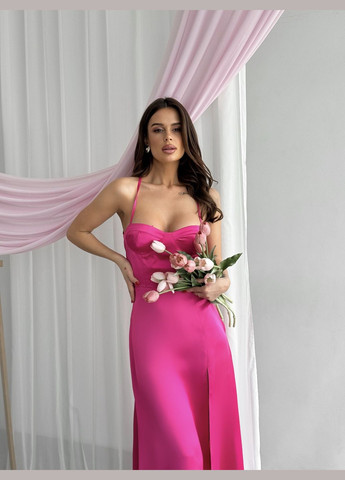 Малиновое вечернее платье Larionoff однотонное