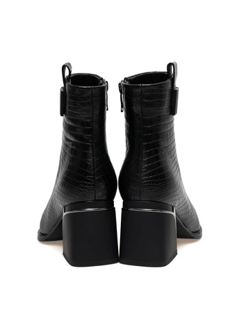 Чорні демісезонна ботильйони 01723 чорні Brocoli