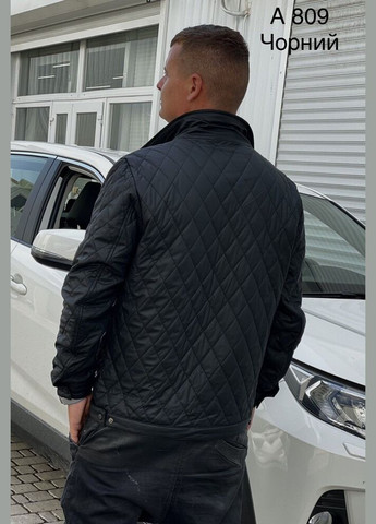 Чорна демісезонна чоловіча демісезонна чорна стьобана куртка-бомбер демі м (44) GIN