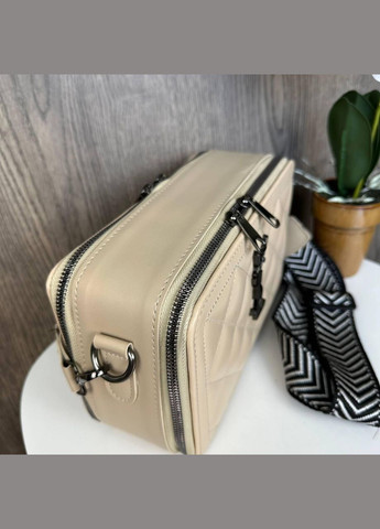 Модная женская мини сумочка клатч на плечо стеганная Бежевый No Brand (298997048)