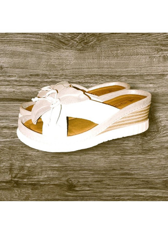 жіночі шльопанці з декором на середній танкетці білі Sherlock Soon (357260925)