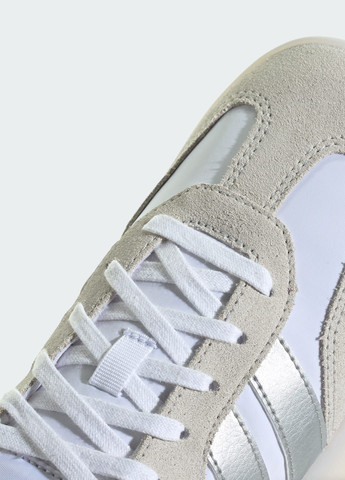 Кросівки Barreda Decode adidas білі всесезони (340915434)