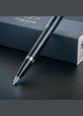 Подарочный набор: Коробка + Шариковая ручка IM 17 Black CT BP 22 132 + Блокнот Axent I'm Ukrainian Черный 830801-A-RUS Parker (316517552)