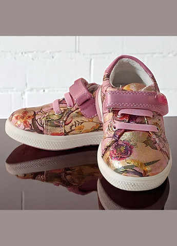 Рожеві осінні ортопедичні кросівки на липучці для дівчинки клібі Clibee