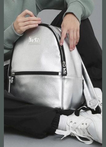 Рюкзак дитячий еко шкіра сірого кольору однотонний Let's Shop (303772129)