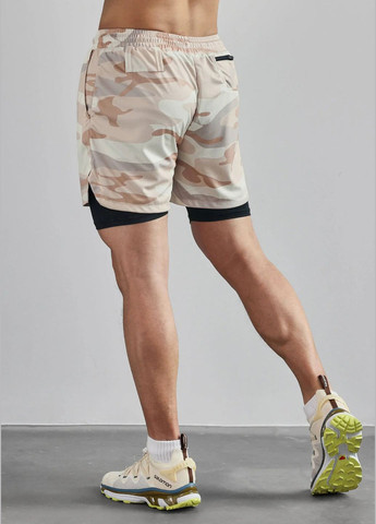 Спортивные шорты бежевый камуфляж с черными тайтсами для тренировок и бега No Brand (348317808)