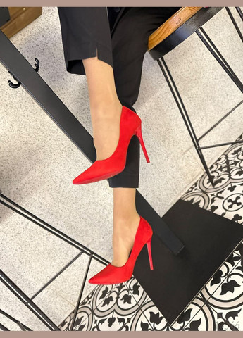 Красные демисезонные яркие женские туфли No Brand